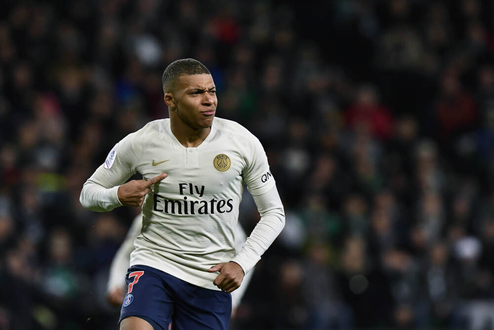 制造业绿色转型提速 零碳工厂解锁智能减碳新路径丨新经济观察